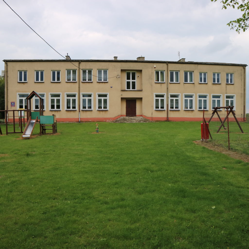 Budynek Szkoły Podstawowej w Granicach